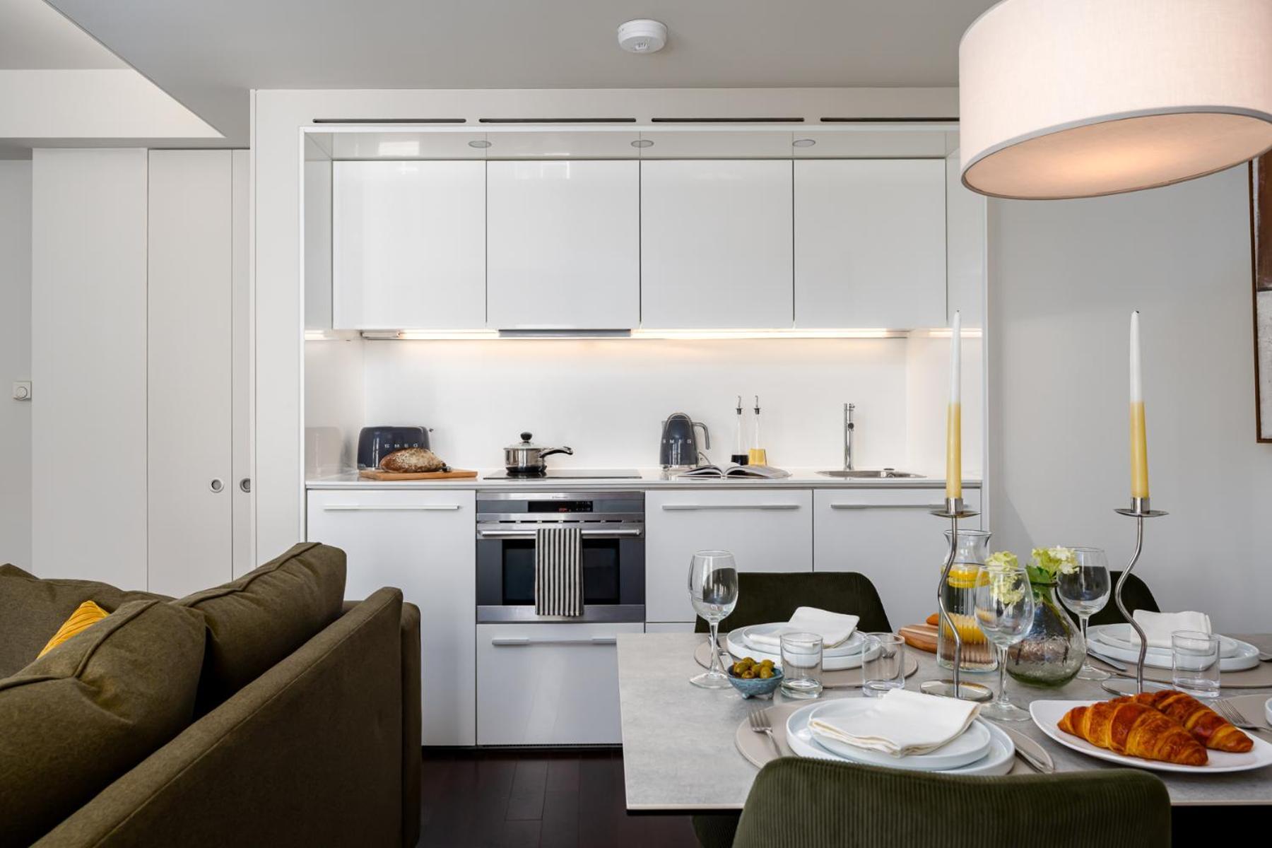 Apartment Tower Of - Your *